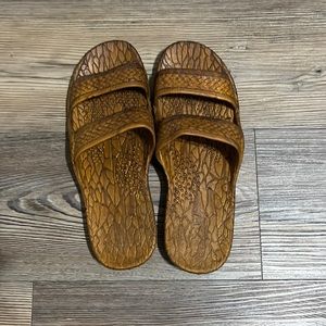 Pali Hawaii Jesus Sandles